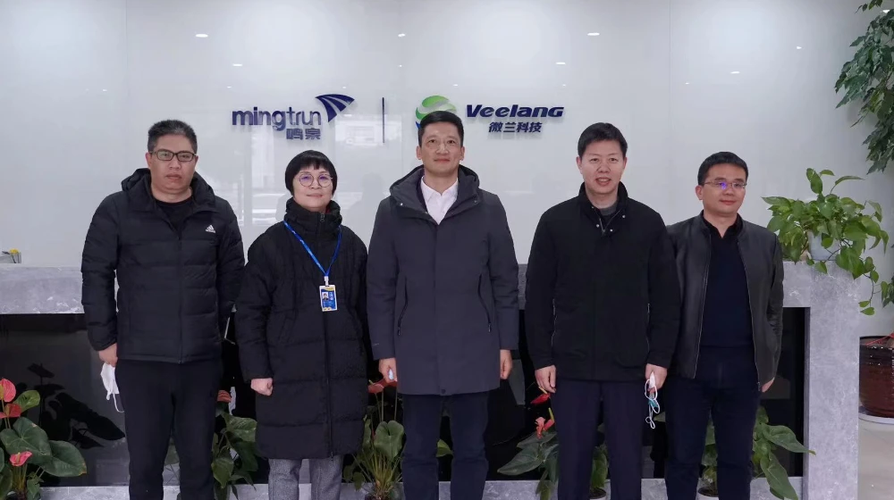 西湖区委常委、副区长施科琦一行莅临浙大完美（中国）一站式服务官网调研指导