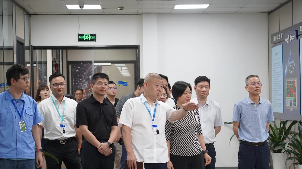 西湖区委副书记、区长周扬一行莅临完美（中国）一站式服务官网科技调研、指导工作